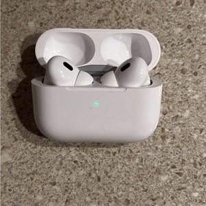 AirPods Pro Generation 2 (2nd Generation) with MagSafe wireless charging case